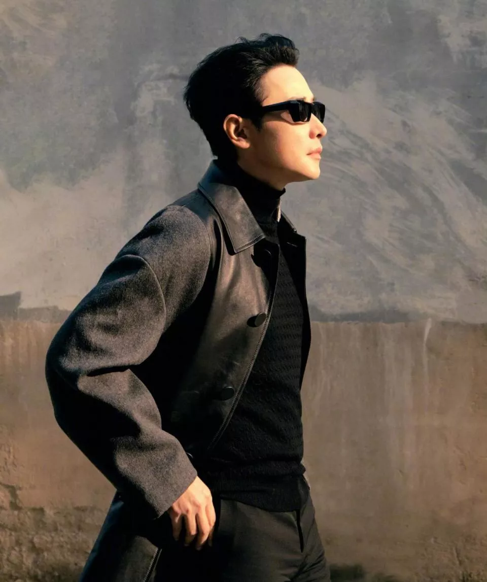 罗晋父亲去世享年70岁，唐嫣举动备受关注