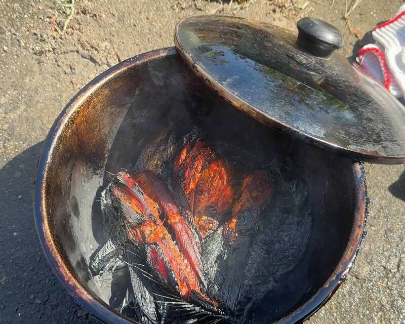 午仔鱼烧到「臭火搭」。（图由警方提供）