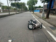 买完早餐再也回不了家！雾峰男骑车自撞路树爆头身亡