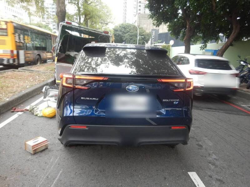 酿祸的休旅车。（民众提供）