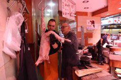 西班牙爆非洲猪瘟 农业部长：1/3出口证书被冻结