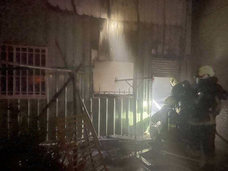 大社区发生民宅火警，酿1死1重伤悲剧。（民众提供）