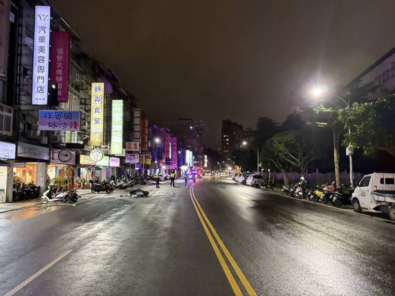 图为车祸现场。（记者吴仁捷翻摄）