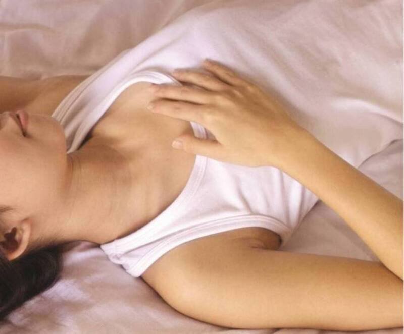 蔡男不满女友分手，涉嫌恐吓散布性爱影像，被高雄高分院判刑。（情境照｛