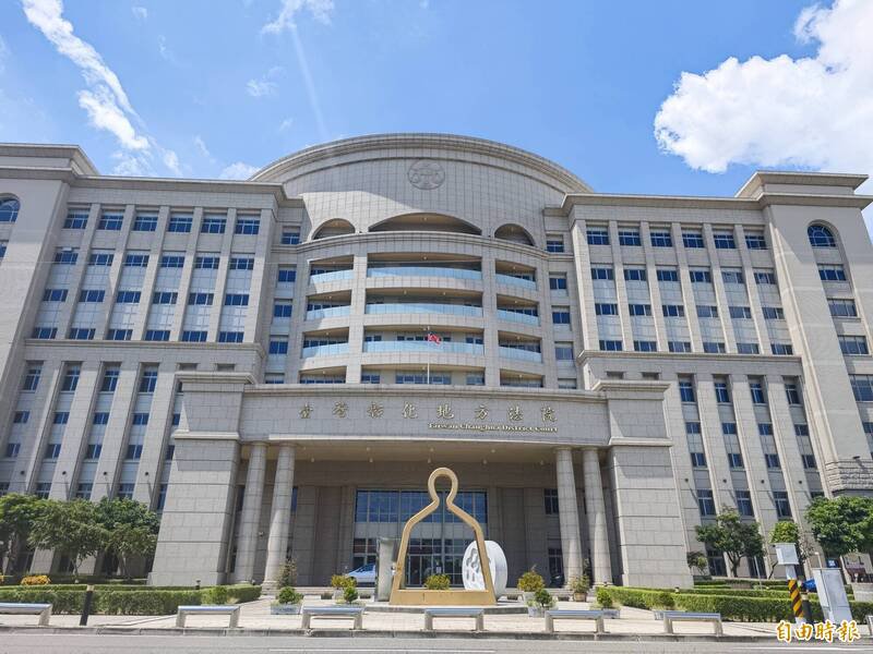 越南藉失联移工，挂死人注销车牌当车手，半个月内狂领146万，彰化地院合计宣告刑期19年。（记者陈冠备摄）