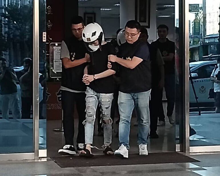 台中警友会刘姓副站长，涉嫌虐杀许姓助理，今天由国民法庭审理。（民众提供）