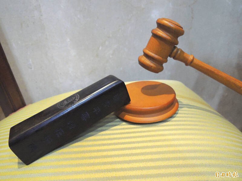 诈团黑吃黑，旗下车手遭私刑凌虐，曾姓诈团主嫌被重判13年。（资料照）