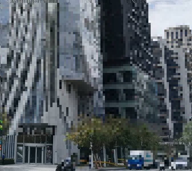 女子自该商办26楼坠下身亡。（民众提供）