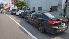 悚！男子驾车失控冲路边  台1线彰化段连撞3车