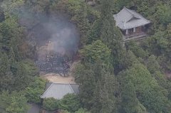 日本宫岛弥山火警!供奉不灭之火的知名景点「灵火堂」全焚毁