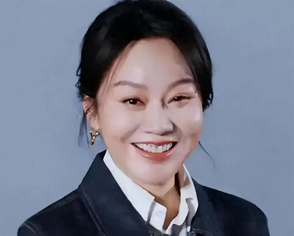 宁愿净身出户，也要与闫妮离婚，22年过去了