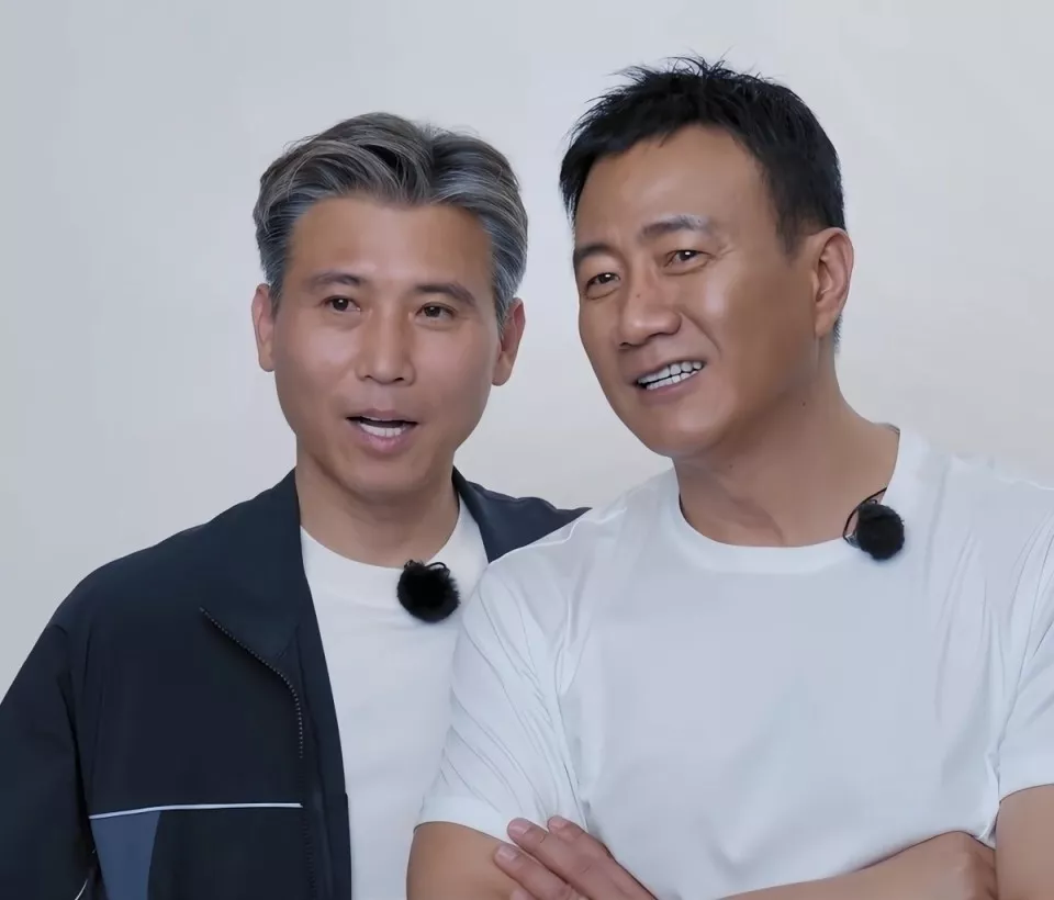 看了胡军才知道,最高级的炫富是刻在骨子里的边界感