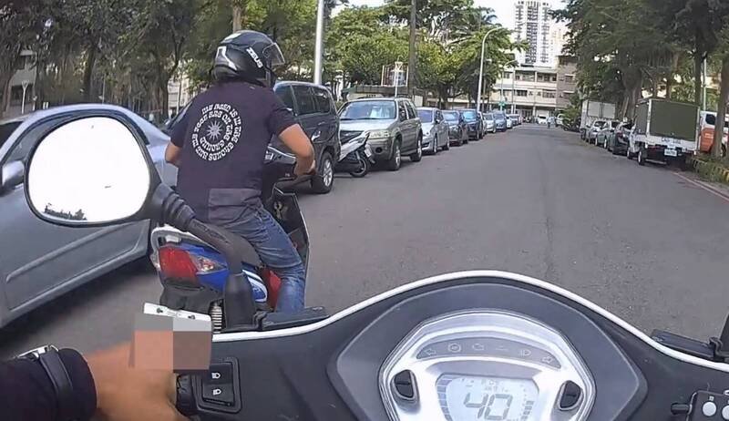 失联近10年越南移工高雄拒检逃逸遭警逮。（民众提供）